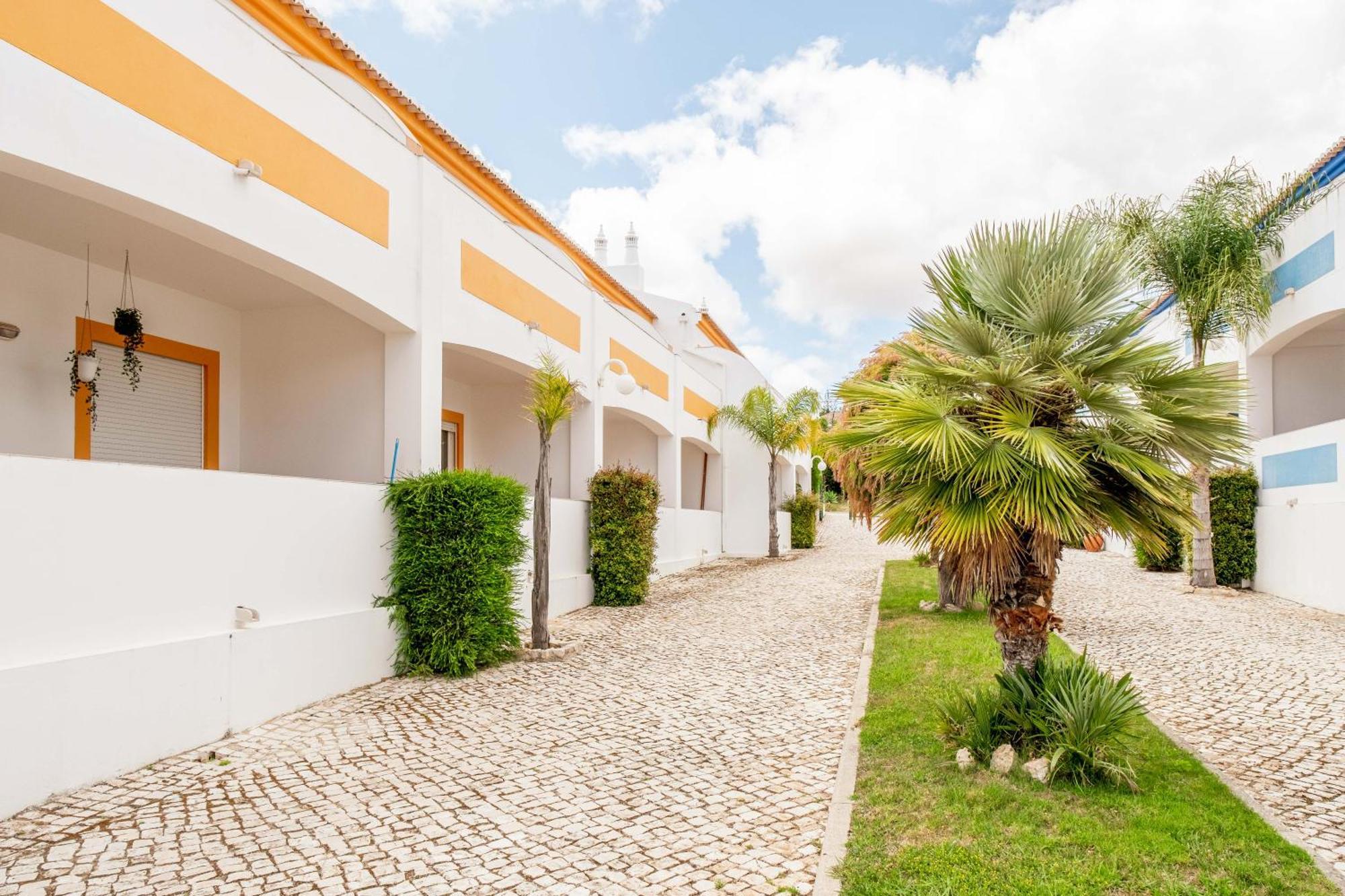 Oasis Beach Apartments Luz Exterior foto